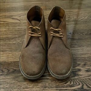 Classic Tan Chukka Boots for Men